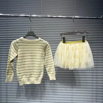 в наличии осенне-зимний детский вязаный свитер с газовой юбкой 2023 года выпуска